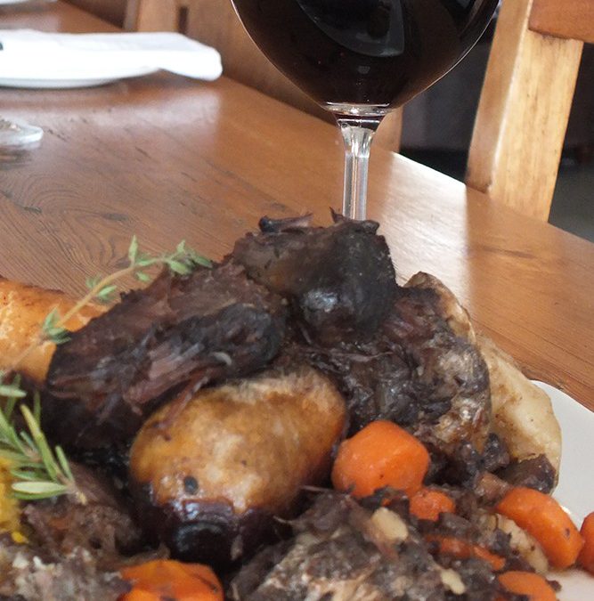 Red wine & Venison Shank pot